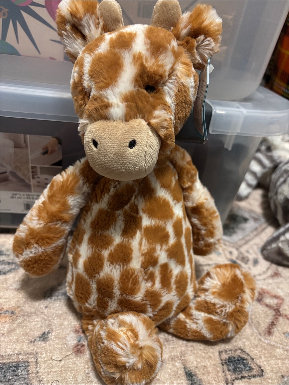 NWT. Jellycat medium bashful giraffe! New and tags in tact!